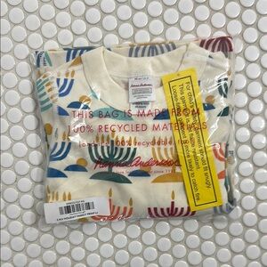 Hanna Andersson Cream Pajamas Long Sleeve Tee Festive Design